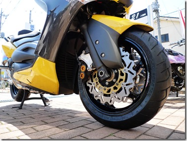 tmax_08j_mag_5